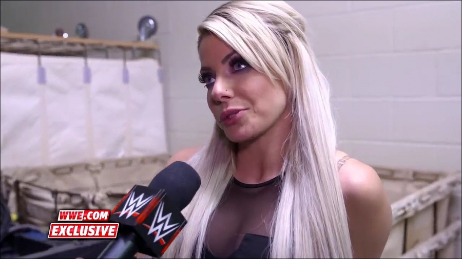 Alexa_Bliss__shoes_failed_her__Raw_Exclusive2C_April_292C_2019_mp4_000014433.jpg