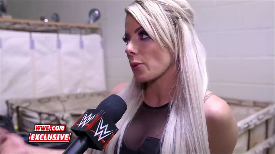 Alexa_Bliss__shoes_failed_her__Raw_Exclusive2C_April_292C_2019_mp4_000016666.jpg