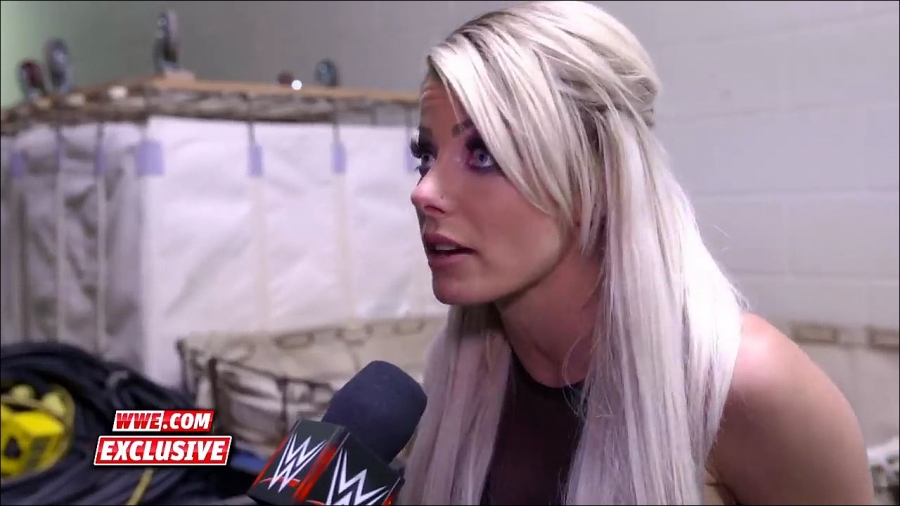Alexa_Bliss__shoes_failed_her__Raw_Exclusive2C_April_292C_2019_mp4_000036933.jpg
