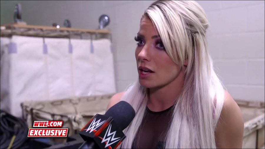 Alexa_Bliss__shoes_failed_her__Raw_Exclusive2C_April_292C_2019_mp4_000052933.jpg