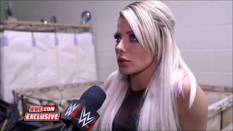 Alexa_Bliss__shoes_failed_her__Raw_Exclusive2C_April_292C_2019_mp4_000068766.jpg