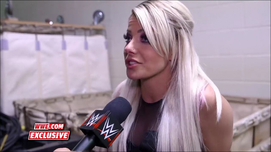 Alexa_Bliss__shoes_failed_her__Raw_Exclusive2C_April_292C_2019_mp4_000078900.jpg