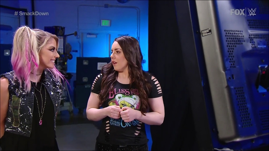 Alexa_Bliss_apologizes_to_Nikki_Cross__SmackDown2C_September_42C_2020_mp4_000003500.jpg
