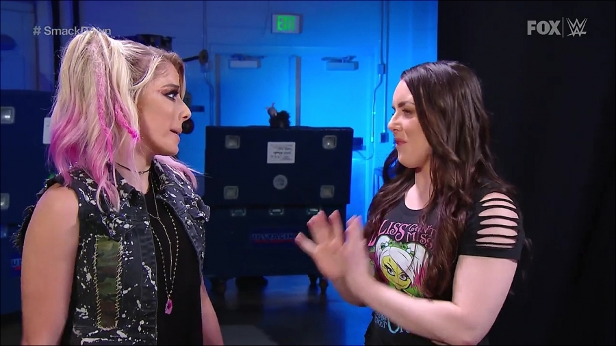 Alexa_Bliss_apologizes_to_Nikki_Cross__SmackDown2C_September_42C_2020_mp4_000016466.jpg