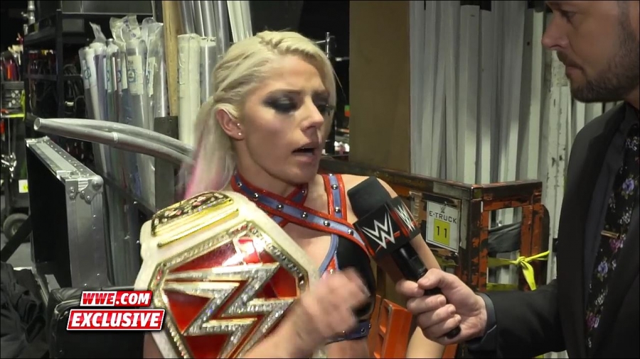 Alexa_Bliss_delivers_the_rudest_victory_speech_after_Raw-_Exclusive2C_Oct__302C_2017_mp4_000018864.jpg