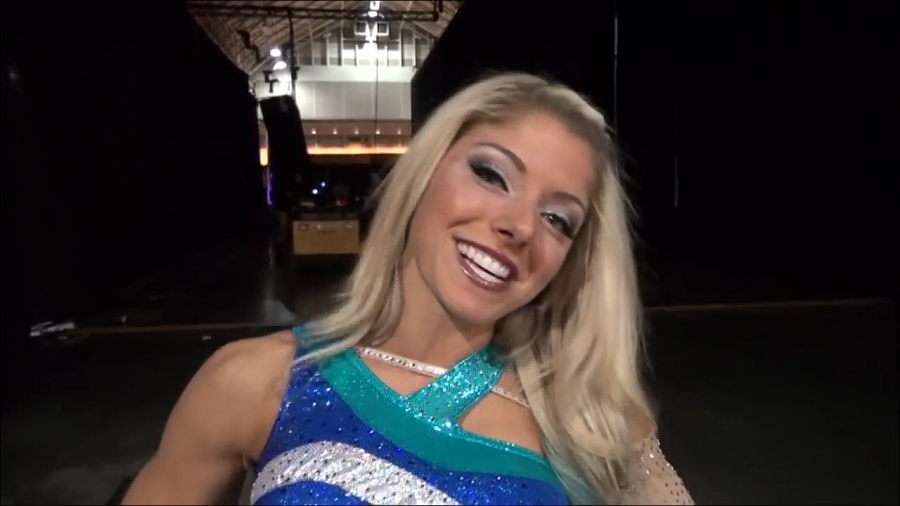 Alexa_Bliss_gets_ready_for_her_NXT_debut_-_Video_Blog-_May_82C_2014_mp4_20161201_122946_089.jpg