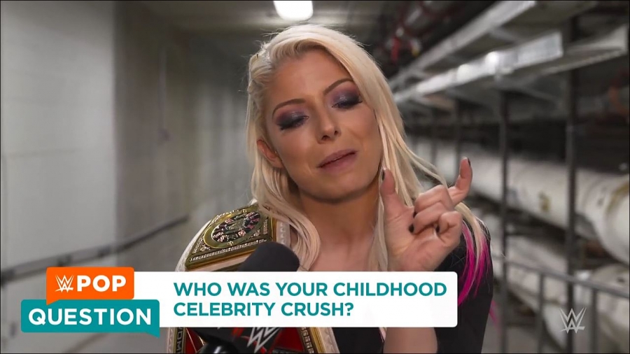 Superstars_reveal_childhood_celebrity_crushes__WWE_Pop_Question_mp4_000072198.jpg