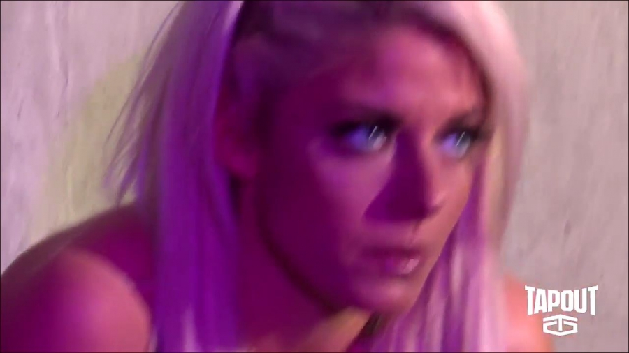TAPOUT_VIDEO_ALEXA_BLISS_mp4_20161224_133533_851.jpg