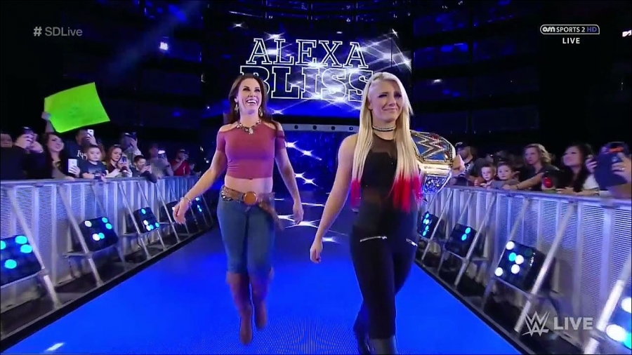 WWE_Smackdown_Live_2017_02_07_720p_HDTV_x264-Ebi_mp4_20170208_013203_530.jpg