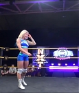 Alexa_Bliss_gets_ready_for_her_NXT_debut_-_Video_Blog-_May_82C_2014_mp4_20161201_122919_632.jpg