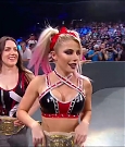 WWE_Clash_Of_Champions_2019_PPV_720p_WEB_h264-HEEL_mp4_003600566.jpg