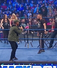 WWE_Friday_Night_SmackDown_2020_03_06_720p_HDTV_x264-NWCHD_mp4_000898697.jpg