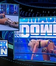 WWE_Friday_Night_SmackDown_2020_06_05_720p_HDTV_x264-NWCHD_mp4_004804637.jpg