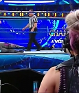 WWE_Friday_Night_SmackDown_2020_09_18_720p_HDTV_x264-NWCHD_mp4_002050617.jpg