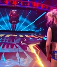 WWE_Friday_Night_SmackDown_2020_09_25_720p_HDTV_x264-NWCHD_mp4_004625958.jpg