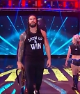 WWE_Friday_Night_SmackDown_2020_09_25_720p_HDTV_x264-NWCHD_mp4_004635835.jpg