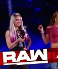 WWE_Monday_Night_RAW_2018_10_08_720p_HDTV_x264-KYR_mkv_004906568.jpg