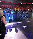 WWE_Monday_Night_RAW_2018_10_08_720p_HDTV_x264-KYR_mkv_004959337.jpg
