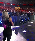 WWE_Monday_Night_RAW_2018_10_08_720p_HDTV_x264-KYR_mkv_005012624.jpg