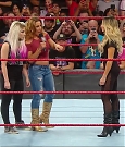 WWE_Monday_Night_RAW_2018_10_08_720p_HDTV_x264-KYR_mkv_005069447.jpg