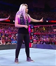 WWE_Monday_Night_RAW_2018_10_08_720p_HDTV_x264-KYR_mkv_005177422.jpg