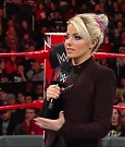 WWE_Monday_Night_Raw_2018_11_12_720p_HDTV_x264-NWCHD_mp4_006481647.jpg