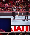 WWE_Monday_Night_Raw_2019_01_28_720p_HDTV_x264-NWCHD_mp4_001816115.jpg