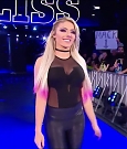 WWE_Monday_Night_Raw_2019_04_29_720p_HDTV_x264-NWCHD_mp4_000052652.jpg