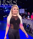 WWE_Monday_Night_Raw_2019_04_29_720p_HDTV_x264-NWCHD_mp4_000053186.jpg