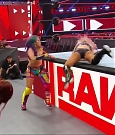 WWE_Monday_Night_Raw_2019_08_12_720p_HDTV_x264-NWCHD_mp4_006392171.jpg