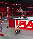 WWE_Monday_Night_Raw_2019_09_16_720p_HDTV_x264-NWCHD_mp4_005493425.jpg