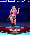 WWE_Monday_Night_Raw_2019_09_30_720p_HDTV_x264-NWCHD_mp4_001007573.jpg