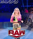 WWE_Monday_Night_Raw_2019_09_30_720p_HDTV_x264-NWCHD_mp4_001012078.jpg