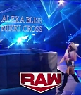 WWE_Monday_Night_Raw_2020_05_11_720p_HDTV_x264-NWCHD_mp4_003210042.jpg