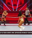 WWE_Monday_Night_Raw_2020_05_18_720p_HDTV_x264-NWCHD_mp4_003840171.jpg