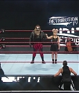 WWE_Monday_Night_Raw_2020_10_19_720p_HDTV_x264-NWCHD_mp4_000402969.jpg