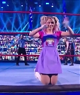 WWE_Monday_Night_Raw_2020_11_23_720p_HDTV_x264-NWCHD_mp4_006072671.jpg