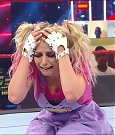 WWE_Monday_Night_Raw_2020_11_23_720p_HDTV_x264-NWCHD_mp4_006296795.jpg