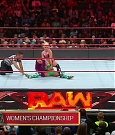WWE_RAW_2017_08_28_720p_WEB_h264-HEEL_mp4_007398697.jpg