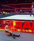 WWE_RAW_2018_01_01_720p_WEB_h264-HEEL_mp4_003343525.jpg