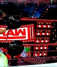 WWE_RAW_2018_05_14_720p_HDTV_x264-Ebi_mp4_005957095.jpg