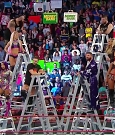 WWE_RAW_2018_06_11_720p_WEB_h264-HEEL_mp4_000074807.jpg