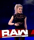 WWE_RAW_2019_03_18_720p_HDTV_x264-Star_mp4_001593091.jpg