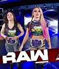 WWE_SmackDown_Live_2019_09_03_720p_HDTV_x264-NWCHD_mp4_001938337.jpg