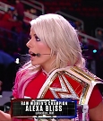 WWE_Survivor_Series_2017_Kickoff_720p_WEB_h264-HEEL_mp4_001737640.jpg