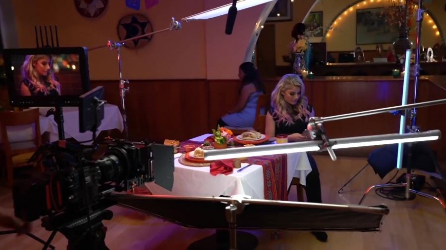 Behind-The-Scenes_with_MICK_FOLEY___ALEXA_BLISS_on_the_set_of_their_WWE_2K_Battlegrounds_commercial_535.jpg