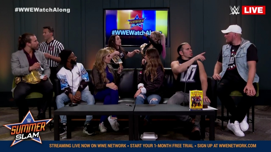 Live_SummerSlam_2019_WWE_Watch_Along-2n7NqA302J0_mp4_004222833.jpg