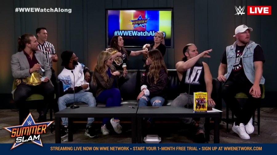 Live_SummerSlam_2019_WWE_Watch_Along-2n7NqA302J0_mp4_004223633.jpg