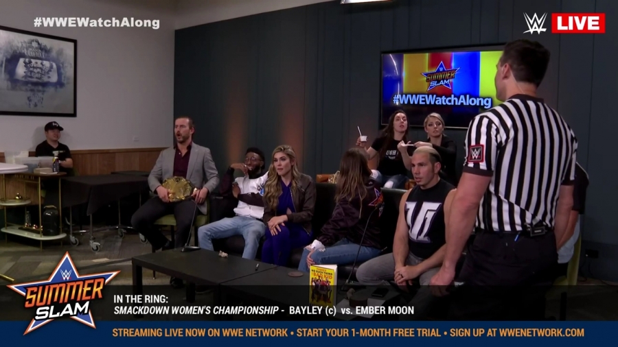 Live_SummerSlam_2019_WWE_Watch_Along-2n7NqA302J0_mp4_004755433.jpg