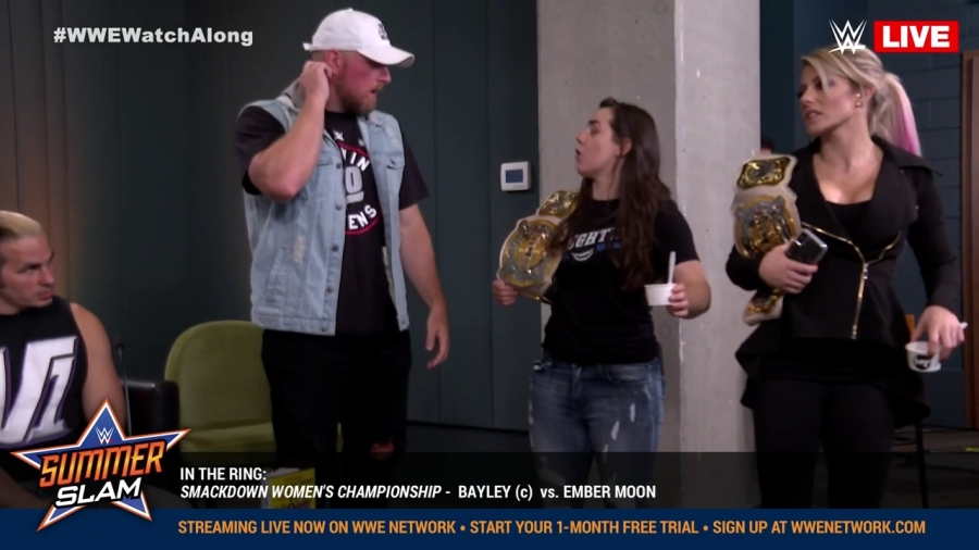 Live_SummerSlam_2019_WWE_Watch_Along-2n7NqA302J0_mp4_005185066.jpg